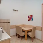 Lavica Apartamento *