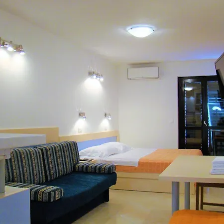 Apartment Lavica Podstrana