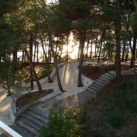 Lavica Apartment *