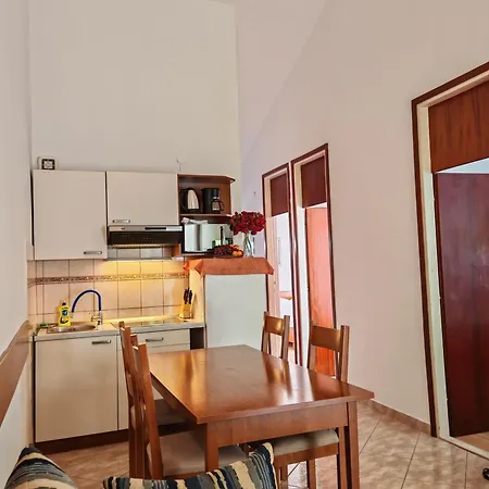 Apartment Lavica