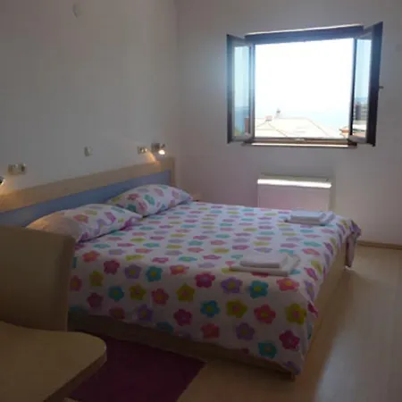 Lavica Apartment