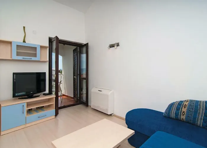 Apartment Lavica *